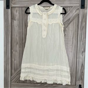 BB DAKOTA SIZE LARGE WHITE SILK DRESS